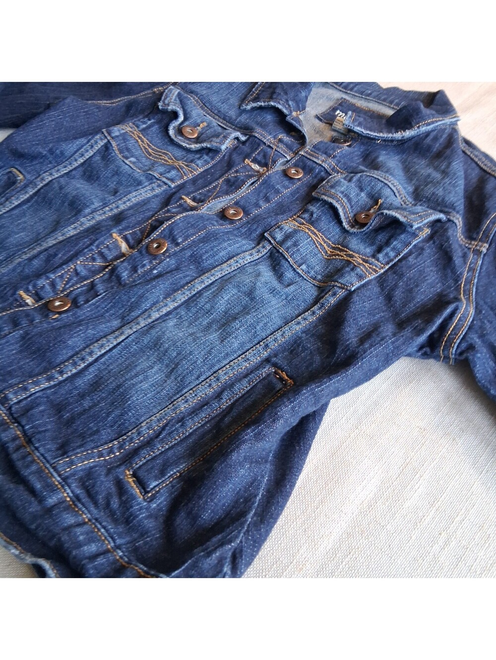 Maurices Women's Denim Jacket Size Medium Blue Cotton Blend Classic Style